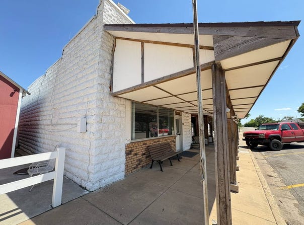 119 N Kansas Ave, Kanopolis, KS 67454