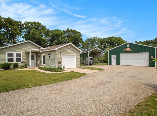 667 River Road, Coldwater, MI 49036