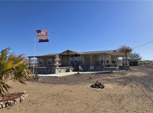 4206 N Cordes Road, Golden Valley, AZ 86413