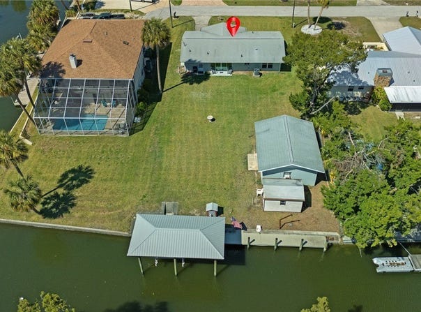 1930 NW 17th Street, Crystal River, FL 34428
