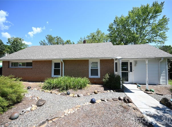 105 Owens Avenue NE, Drexel, NC 28690