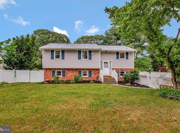 454 MANOR RD, ARNOLD, MD 21012