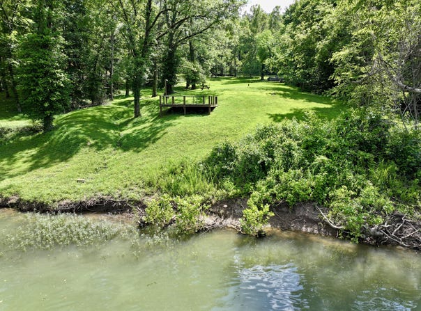 000 Carter 133, Van Buren, MO 63965
