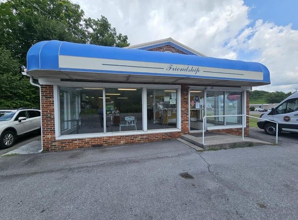 341 Ben Bolt Ave, Tazewell, VA 24651
