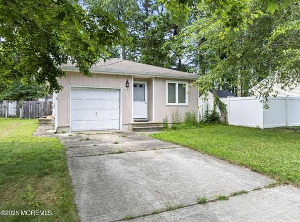 3105 Pocahontas Avenue, Point Pleasant, NJ 08742