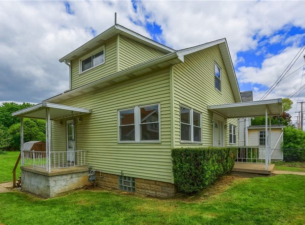 420 Old Zelienople Rd, Franklin Twp, PA 16117