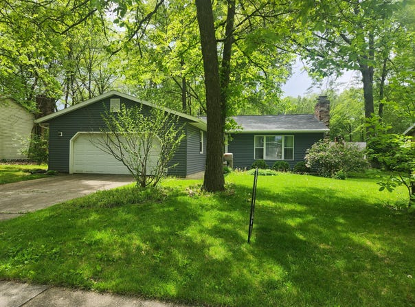 909 Magnolia Street, Saint Marys, OH 45885