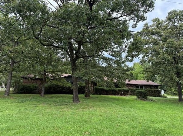 7595 E 19th S, Muskogee, OK 74403