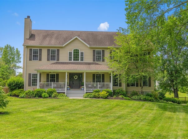 29 Hawk Hill Road, New Paltz, NY 12561