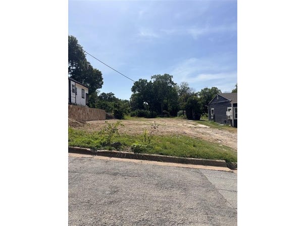 2707 Refugio Avenue, Fort Worth, TX 76164