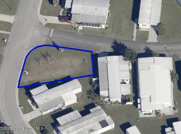 441 Holiday Park Boulevard NE, Palm Bay, FL 32907