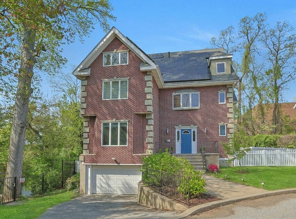 634 West 256, Bronx, NY 10471