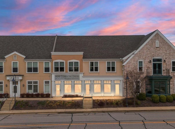 850 Sidewalk Road, Chesterton, IN 46304