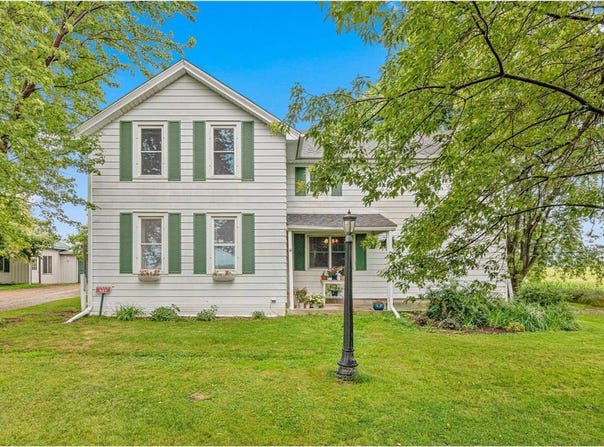 927 140th Street, Roberts, WI 54023