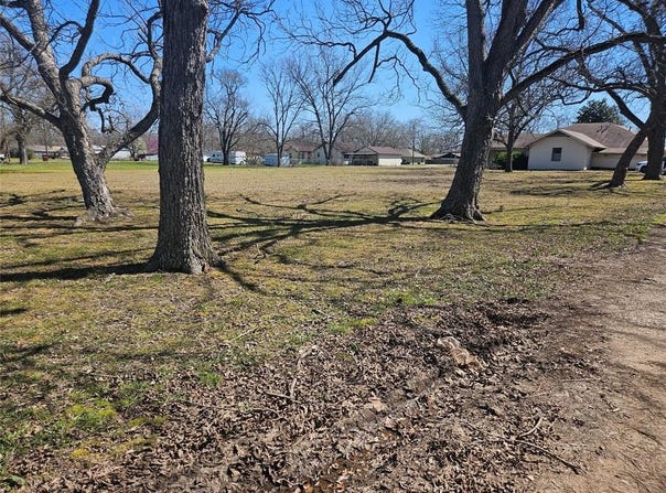 Tbd N 3rd Street, Deport, TX 75435