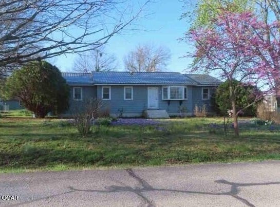 1622 Clarence Street, Sarcoxie, MO 64862