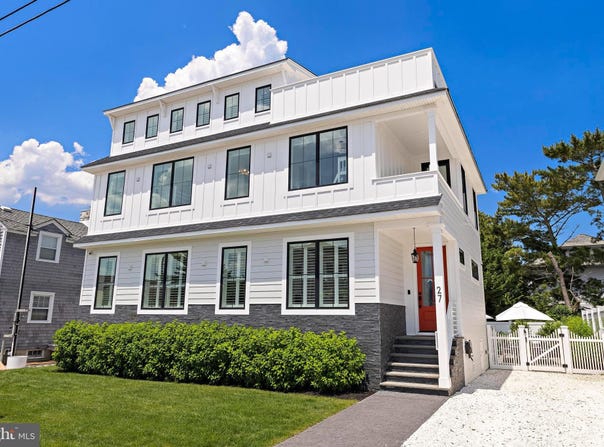 27 THIRD STREET, BEACH HAVEN, NJ 08008