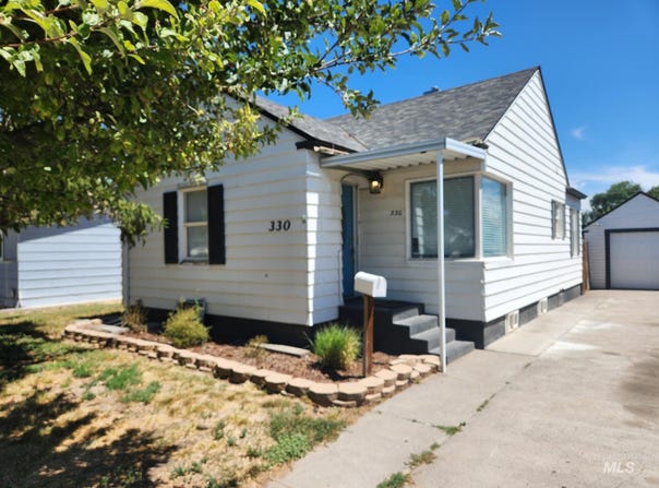 330 Walnut Street, Twin Falls, ID 83301