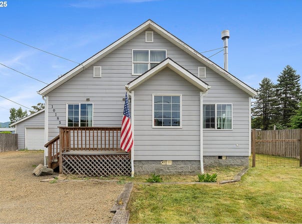 10185 HIGHWAY 101, Tillamook, OR 97141