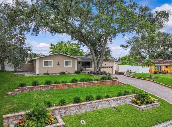 1165 NELSON STREET, DUNEDIN, FL 34698