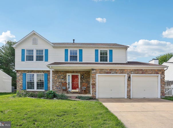 12 SHAMROCK AVENUE, NEW CASTLE, DE 19720