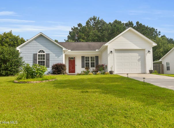 122 Fairmount Way, New Bern, NC 28562