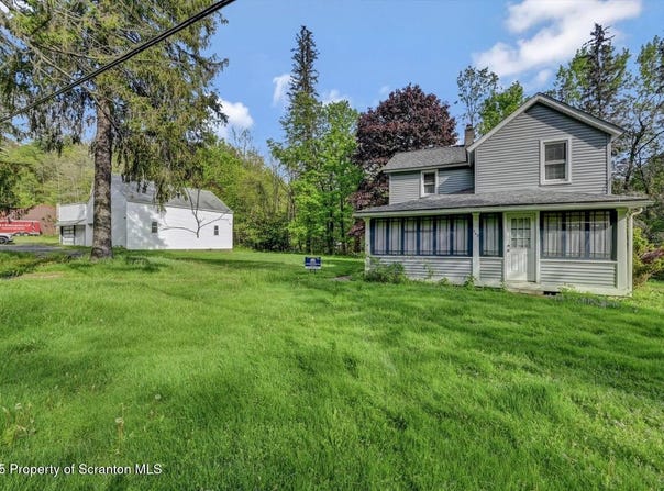 340 Brook Street, Moscow, PA 18444