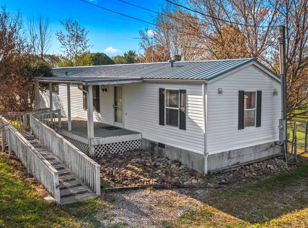 71 Wandering Drive, Chuckey, TN 37641