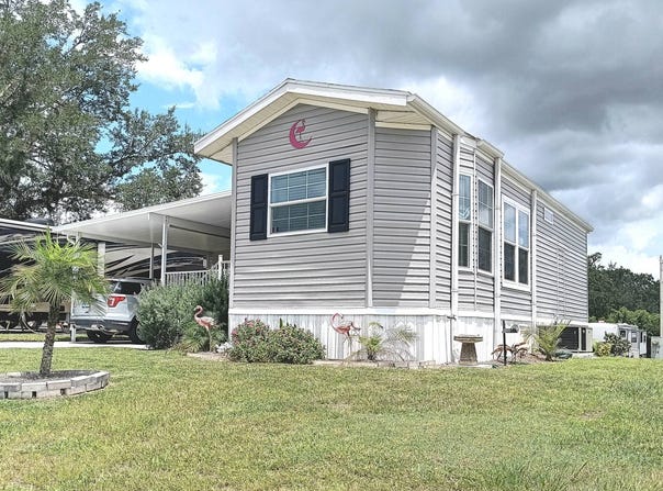 609 Co Rd 466, Lady Lake, FL 32159