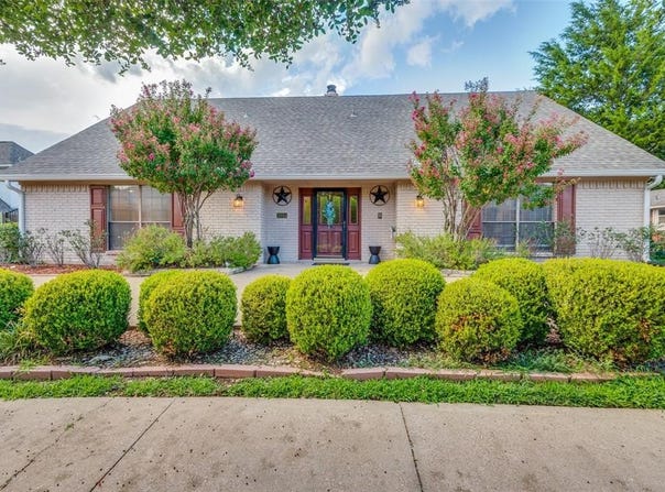 1905 Wimbledon Drive, Arlington, TX 76017