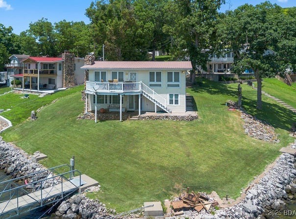 27527 Clyne Drive, Barnett, MO 65011