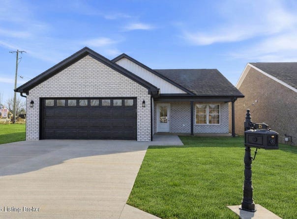 15 Paislynne Ct, Brandenburg, KY 40108