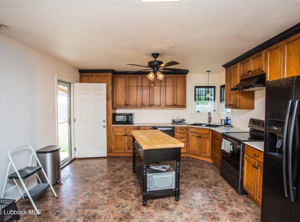 112 E Loyola Street, Lubbock, TX 79403