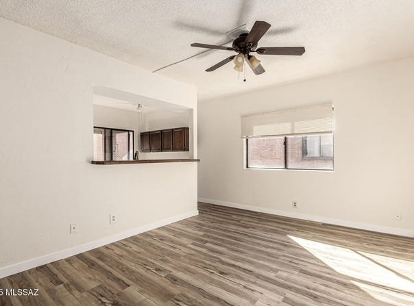 1534 S Columbus Boulevard, Tucson, AZ 85711