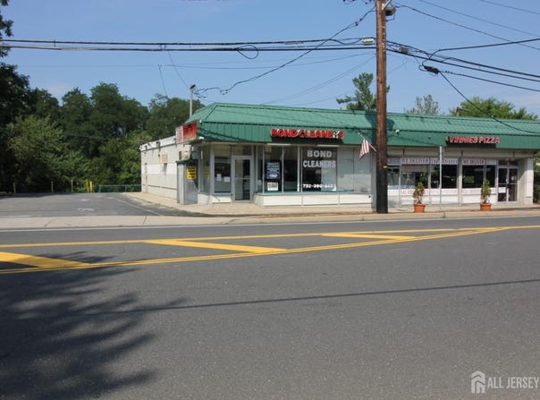 429 Ryders Lane, East Brunswick, NJ 08816