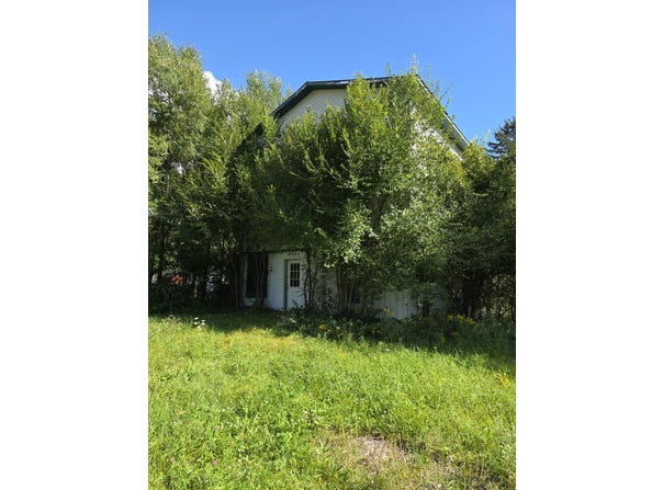 7186 Main Street, Bentley, MI 48613