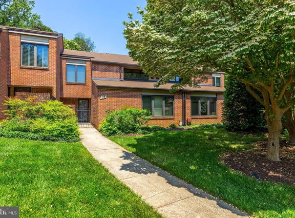 15 OAKRIDGE COURT, LUTHERVILLE TIMONIUM, MD 21093