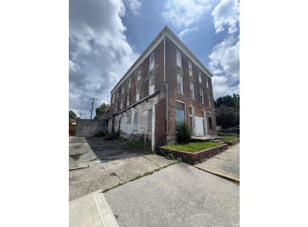 75 S Main Street, Andrews, IN 46702