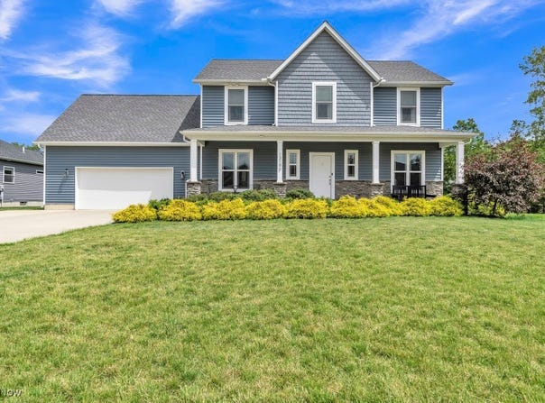 13196 Barrington Drive, Grafton, OH 44044
