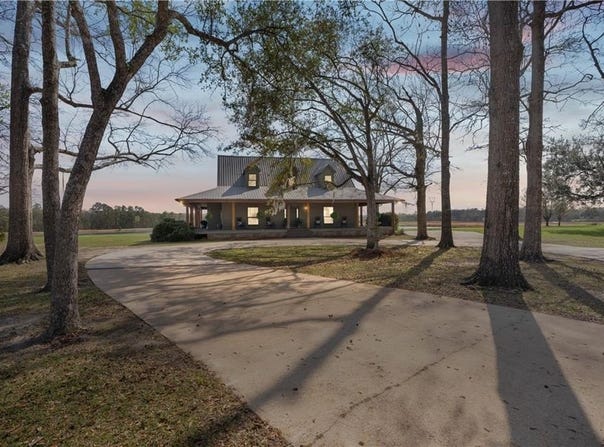 1801 Dead Lake Marina Road, Creola, AL 36525