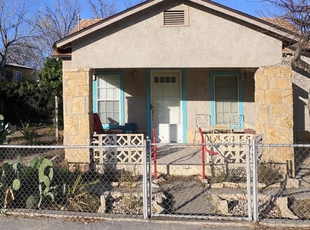 315 E Oak St, Sanderson, TX 79848