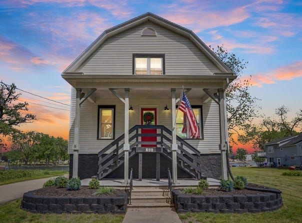 308 NW 4th Avenue, Independence, IA 50644