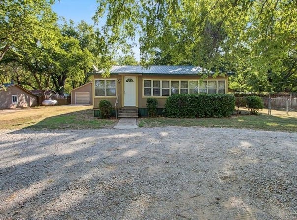 5808 S Southeast Blvd, Derby, KS 67037