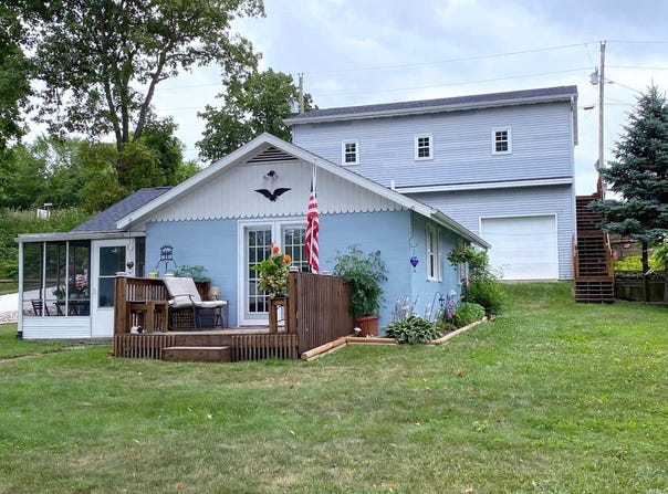 7997 N Arnold Road, Columbia City, IN 46725