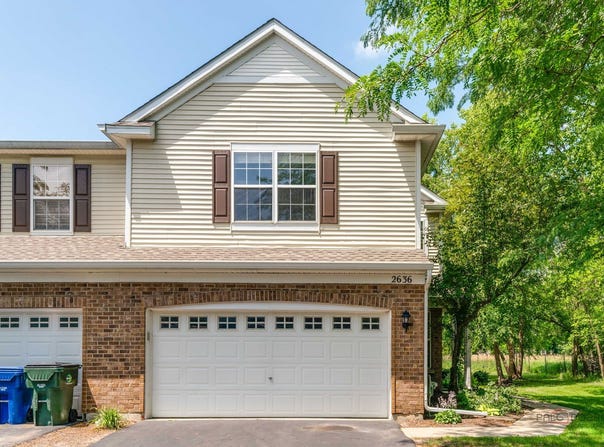 2636 Pondview Drive, Algonquin, IL 60102