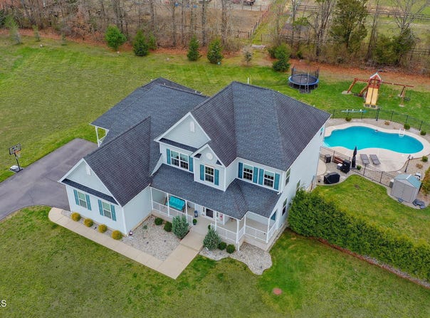 10 Colliers Court, Jackson, NJ 08527