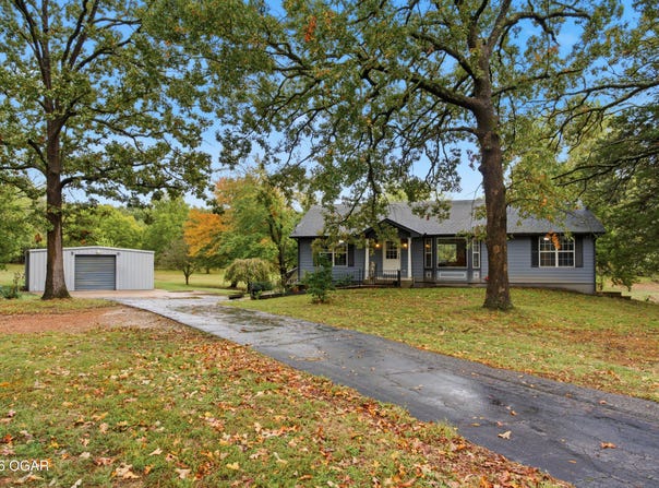 13925 Ballard Loop, Carthage, MO 64836