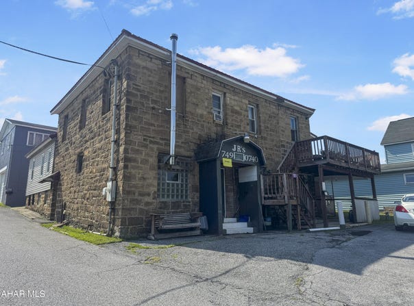1401 Cardiff Road, Nanty-Glo, PA 15943