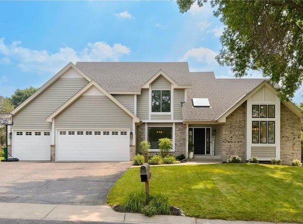15539 Shadow Creek Road, Maple Grove, MN 55311