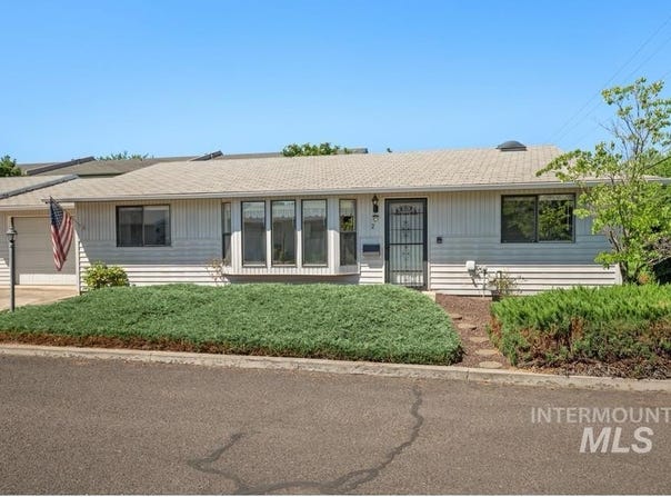 1128 Burrell Ave., Lewiston, ID 83501